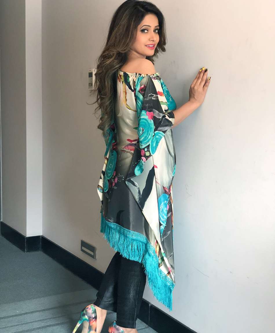 Miss Pooja