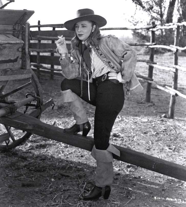Isabel Jewell