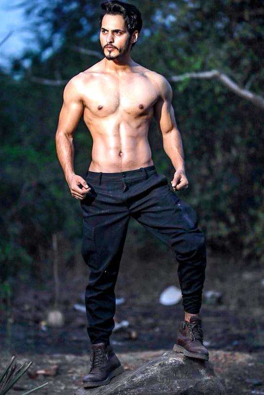 Ravi Bhatia