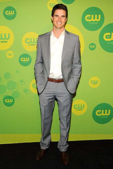 Robbie Amell