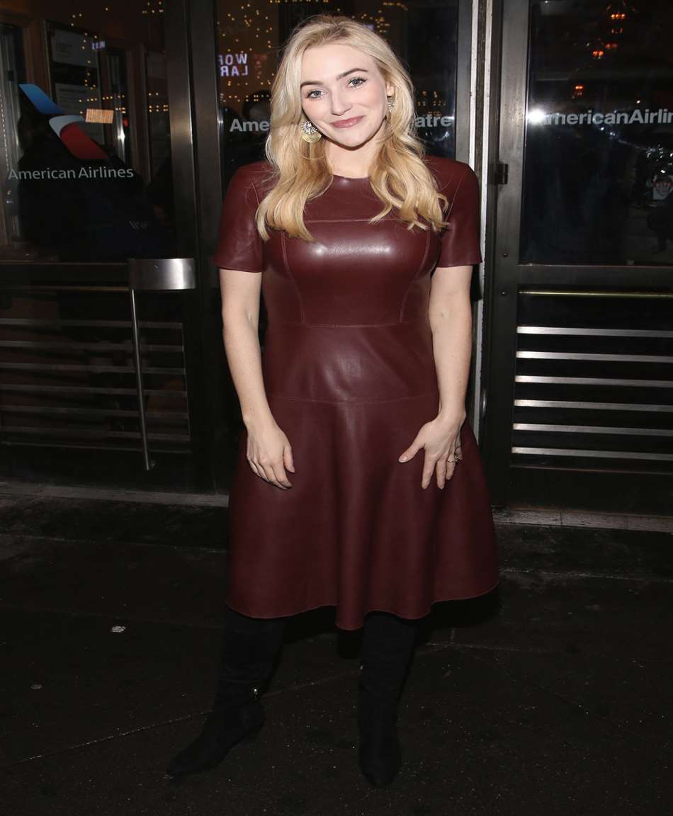 Betsy Wolfe
