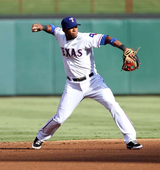 Elvis Andrus Birthday, Real Name, Age, Weight, Height, Family, Facts ...