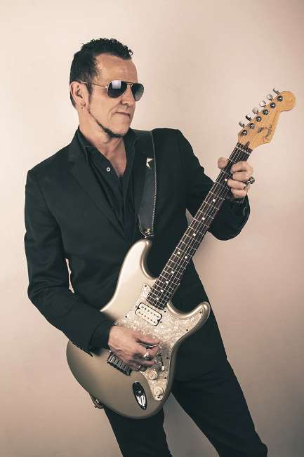 Gary Hoey
