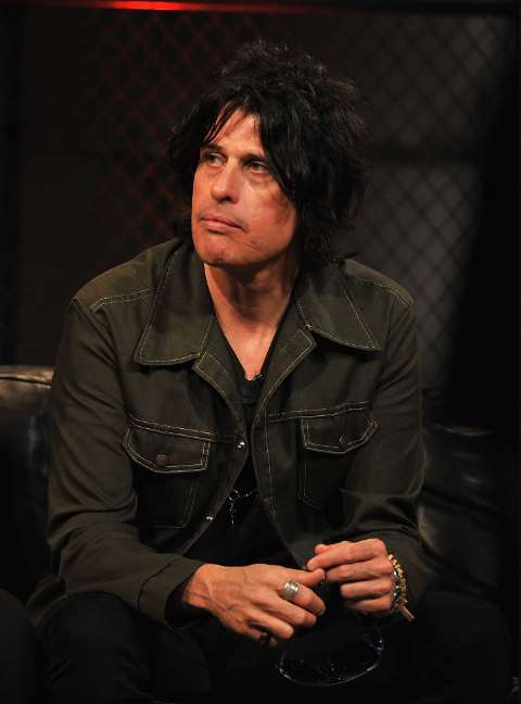 Dean Deleo