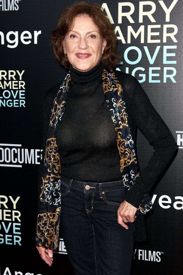 kelly-bishop-birthday-real-name-age-weight-height-family-facts-dress-size-contact