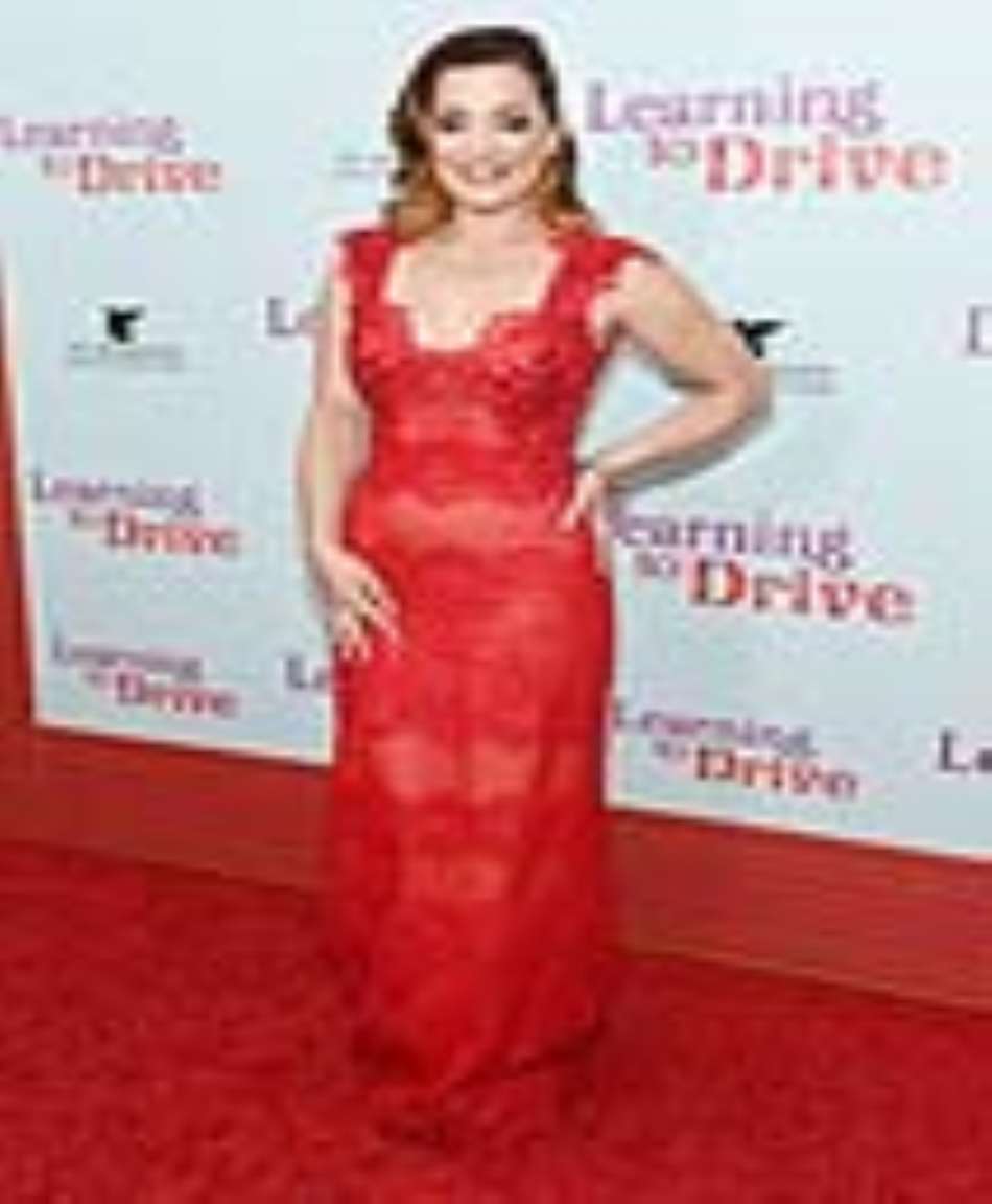 Laura Michelle Kelly