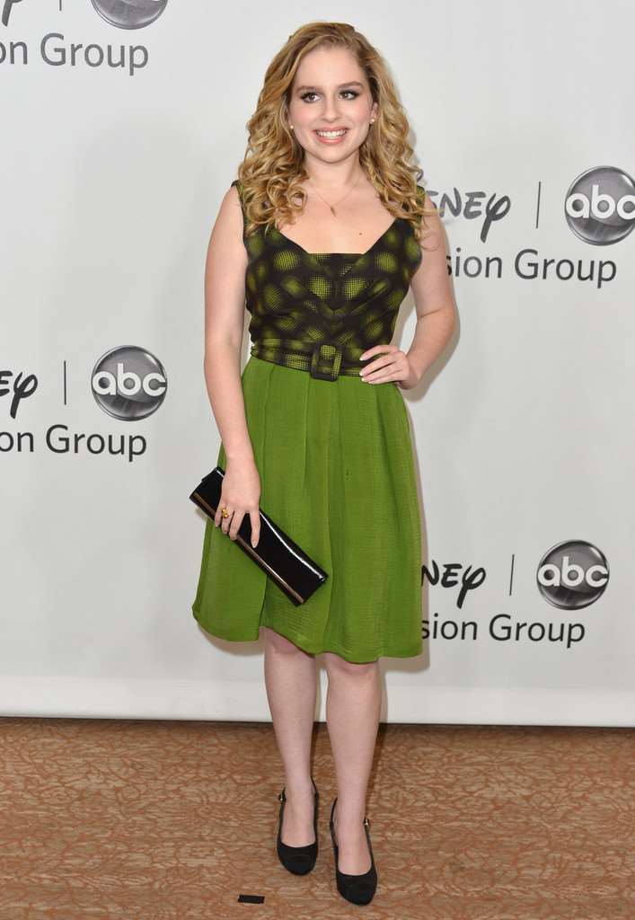 Allie Grant Birthday, Real Name, Age, Weight, Height, Family, Facts