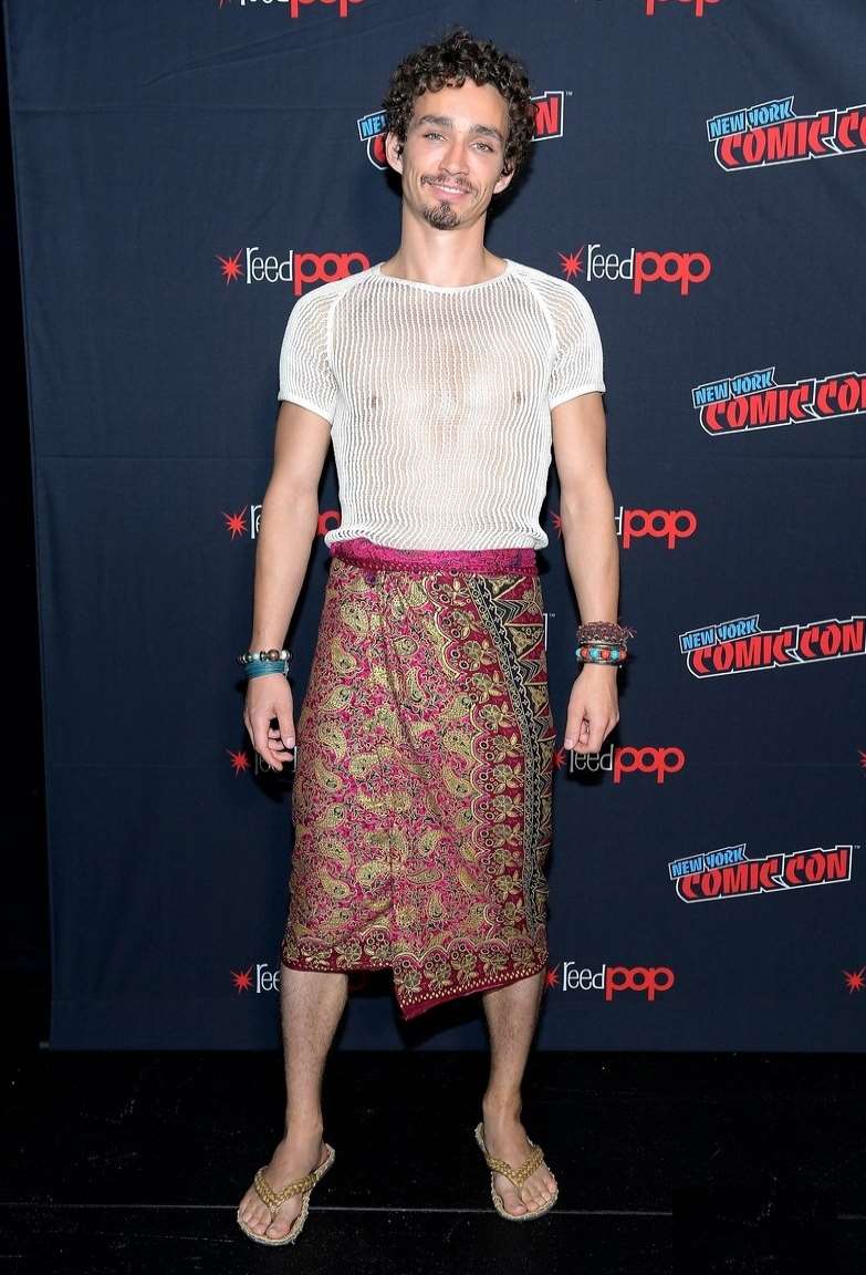 Robert Sheehan