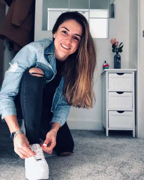 Danielle Van de Donk