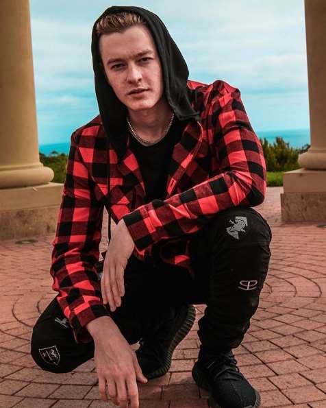 FaZe Blaziken Birthday, Real Name, Age, Weight, Height, Family, Facts ...