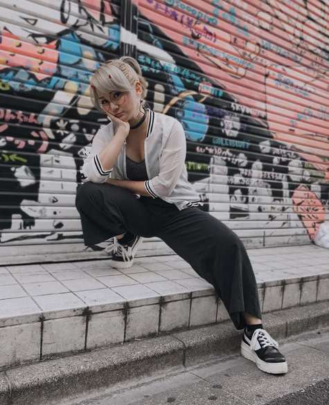 Reina Scully