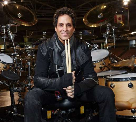 Deen Castronovo