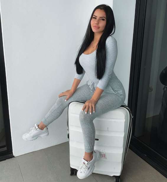 Chrysten Zenoni
