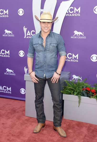 Dustin Lynch