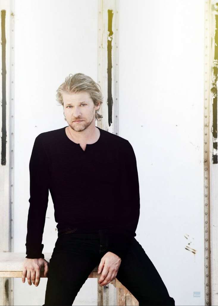 Todd Lowe