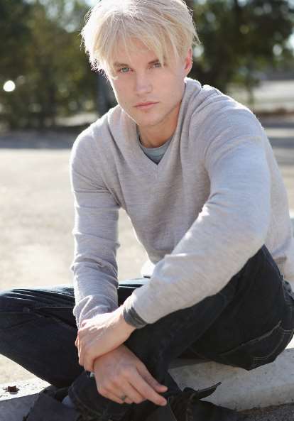 Toby Hemingway
