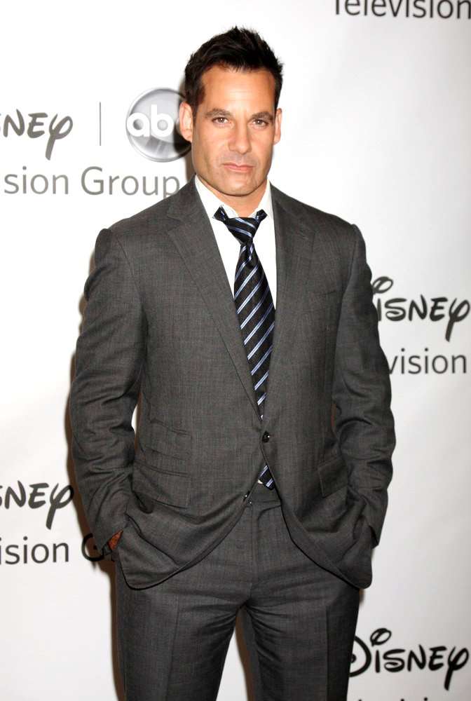 Adrian Pasdar