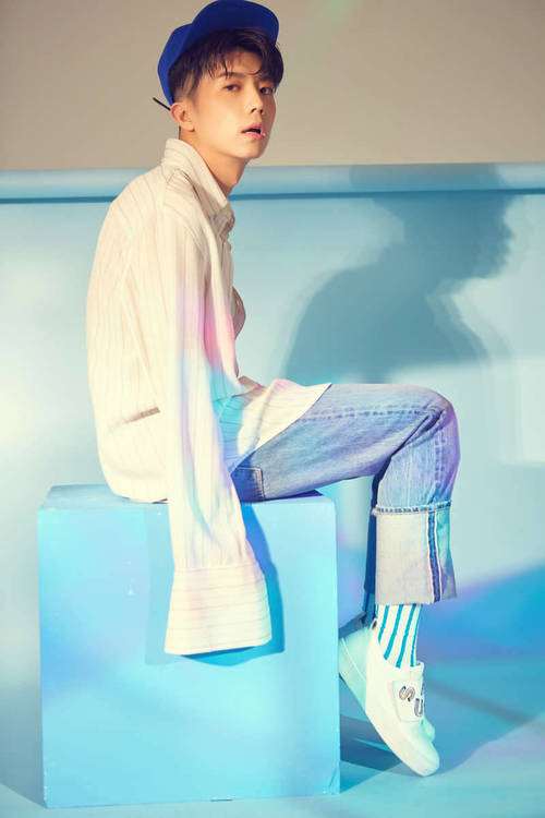 Jang Wooyoung