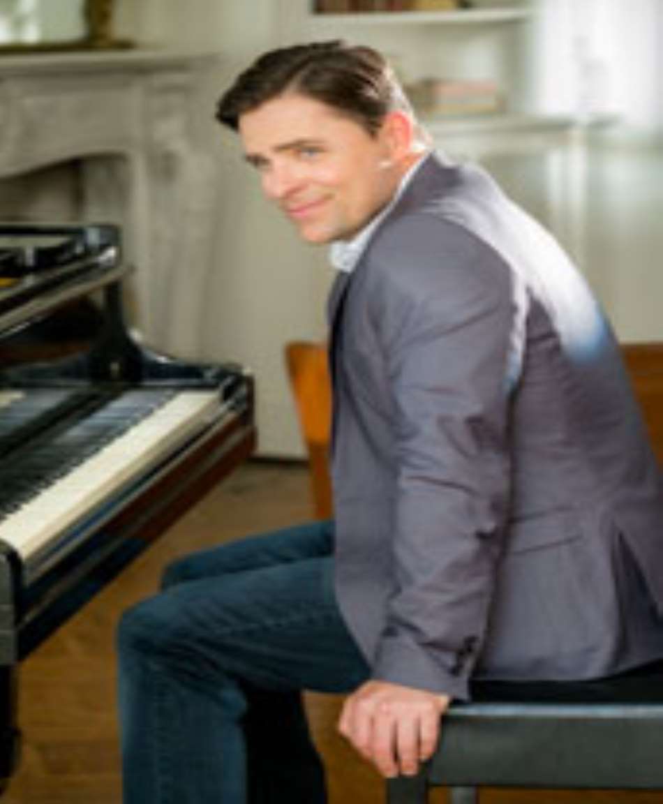 Kavan Smith