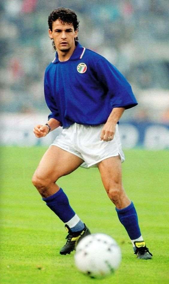 Roberto Baggio Birthday, Real Name, Age, Weight, Height, Family