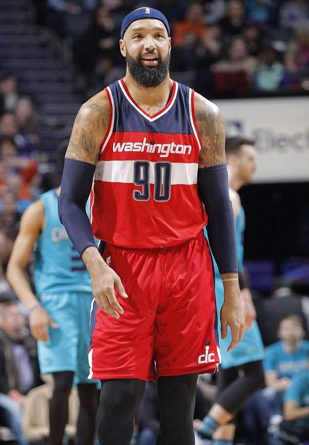 Drew Gooden (Basketball Player)