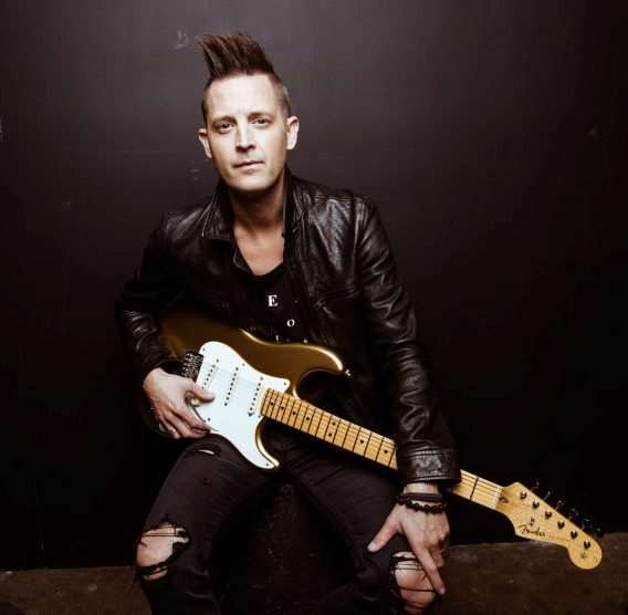 Lincoln Brewster Birthday, Real Name, Age, Weight, Height, Family ...