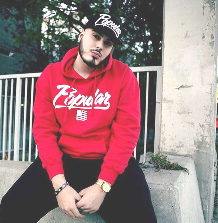 Jeremiah Collins (YouTuber)