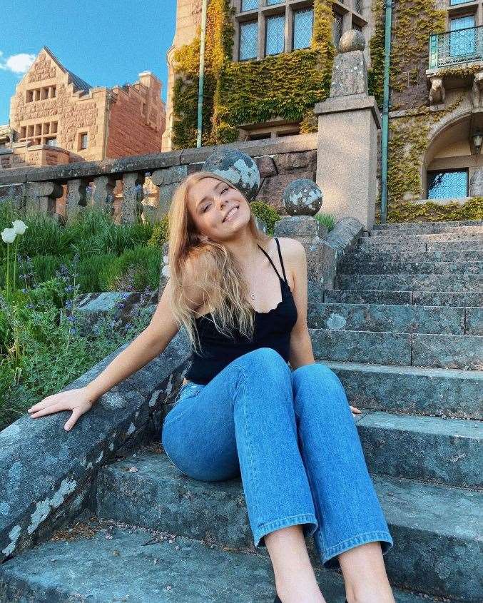 Emma Johansson (YouTuber)
