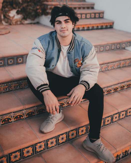Thomas Petrou