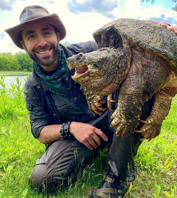 Coyote Peterson Birthday, Real Name, Age, Weight, Height, Family, Facts ...