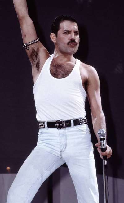 Freddie Mercury Birthday, Real Name, Age, Weight, Height, Family, Facts ...