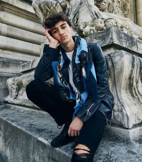 Gavin Casalegno Birthday, Real Name, Age, Weight, Height, Family, Facts ...