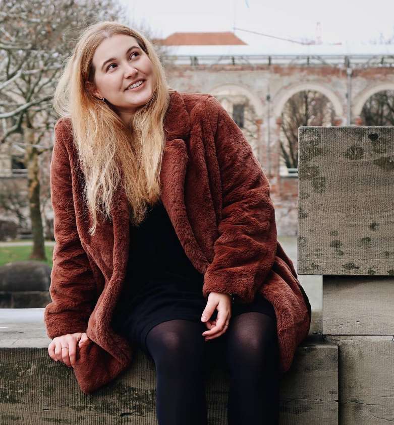 Laura Hohmann