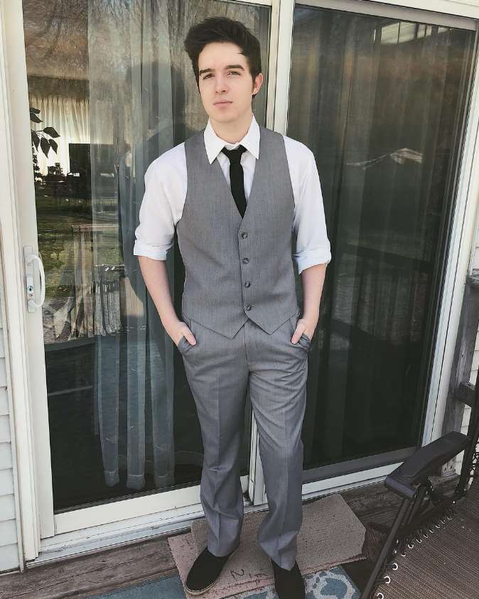 Hunter Avallone
