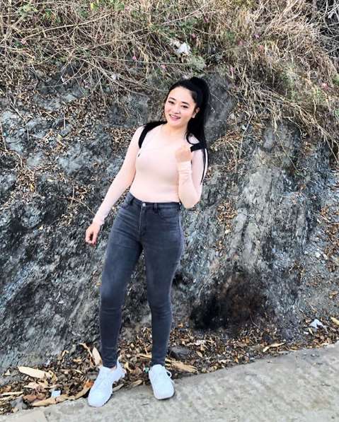 Adeline Pach
