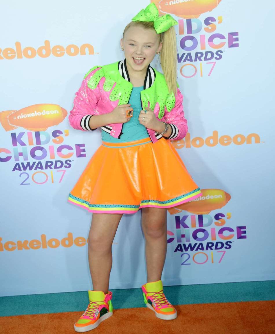 Jojo Siwa Birthday Real Name Age Weight Height Family Contact Details Boyfriend S Bio More Notednames