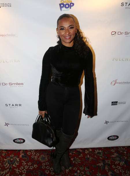 Tara Wallace