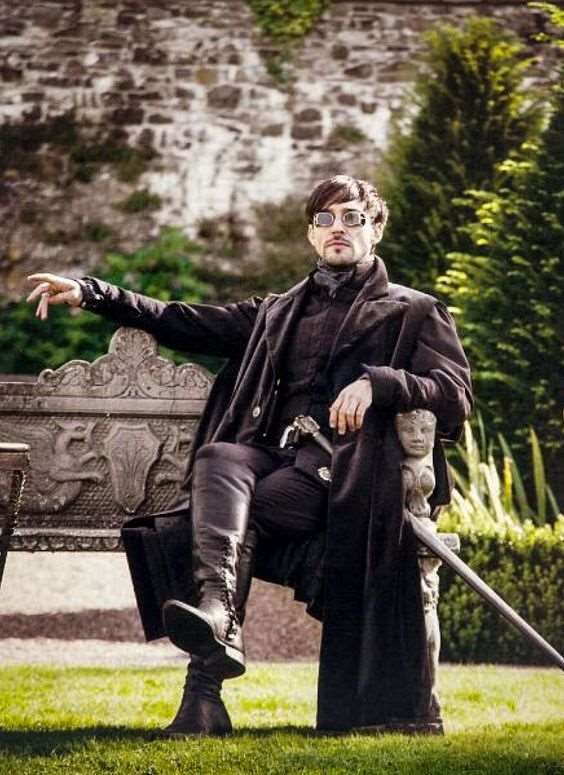 Blake Ritson