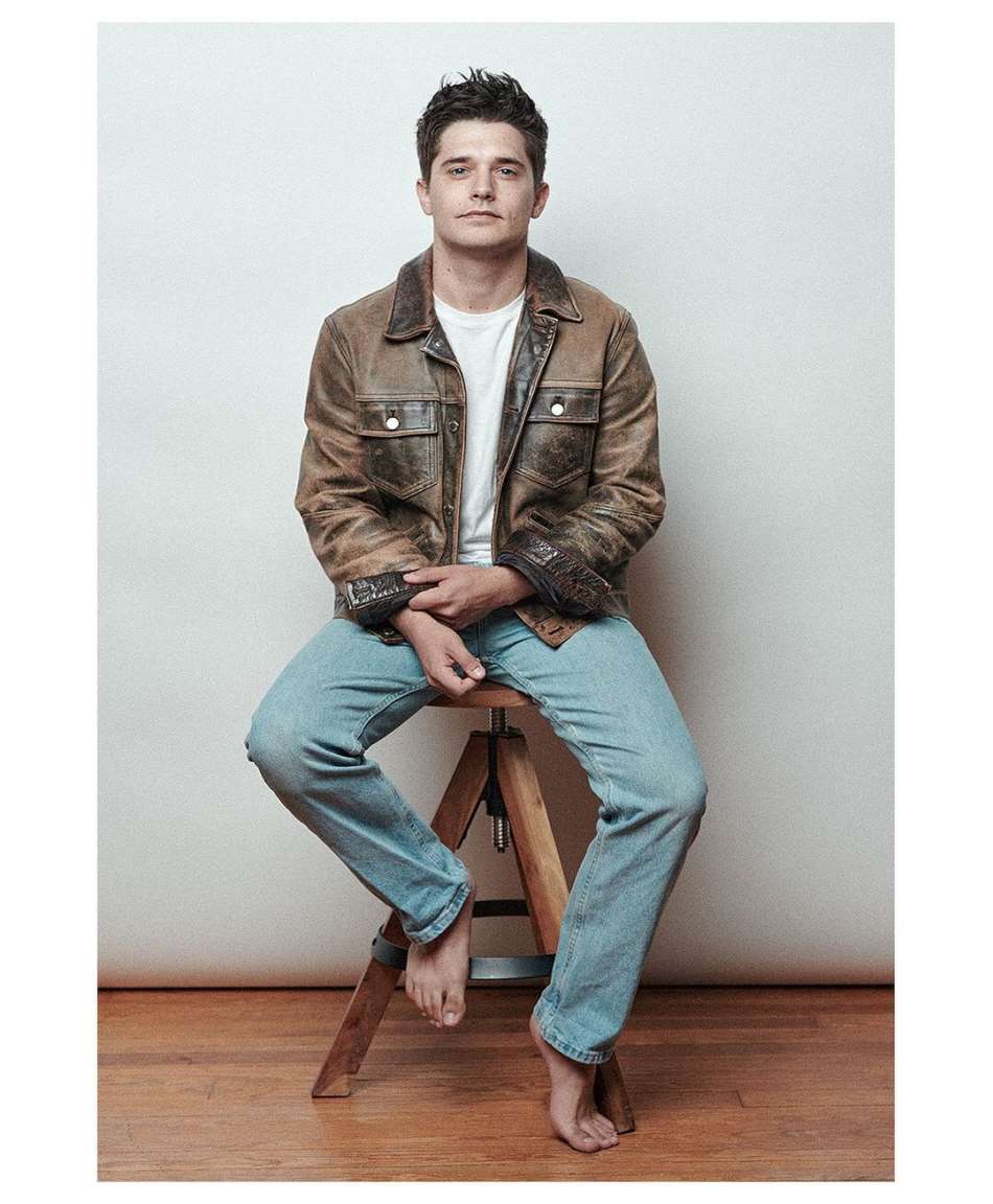 Andy Mientus Birthday, Real Name, Age, Weight, Height, Family, Facts ...