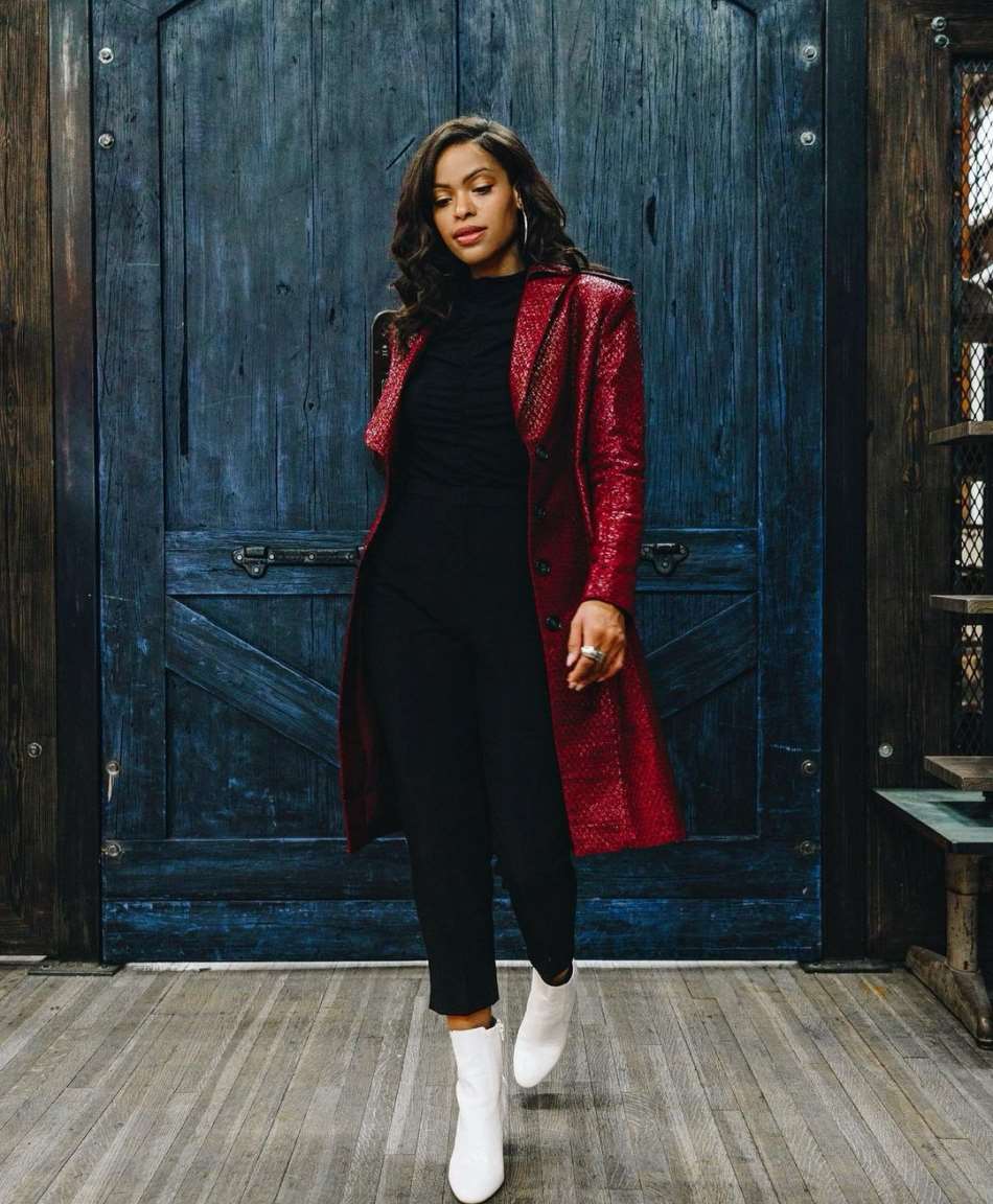 Alvina August