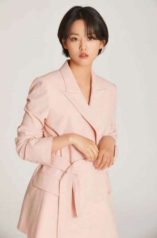Lee Yeon
