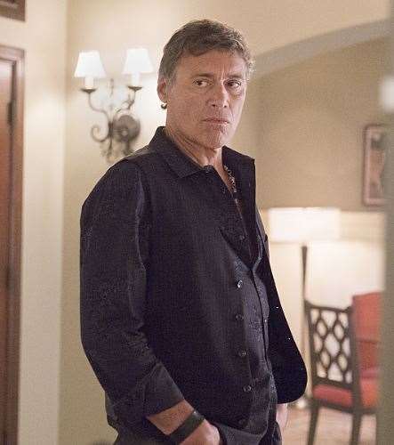 Steven Bauer