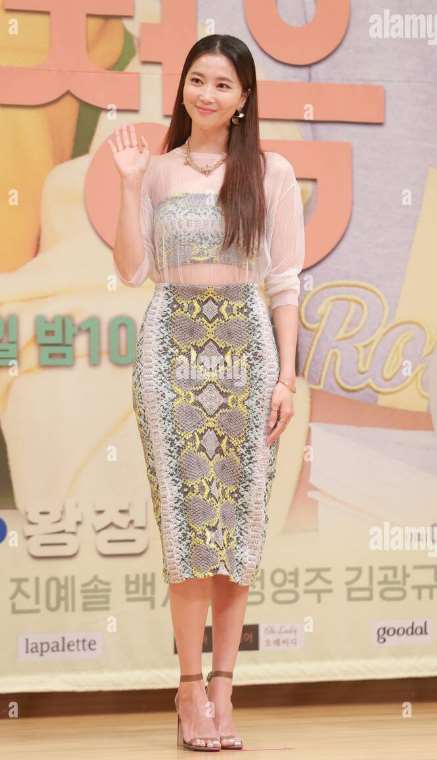 Jung Hye young