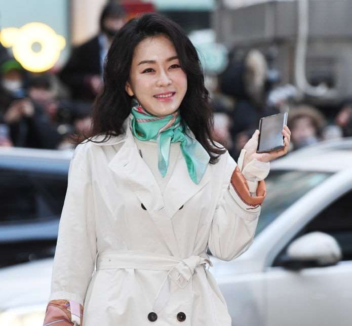 Kim Jung-nan Birthday, Real Name, Age, Weight, Height, Family, Facts