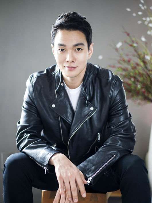 Kyu han Lee