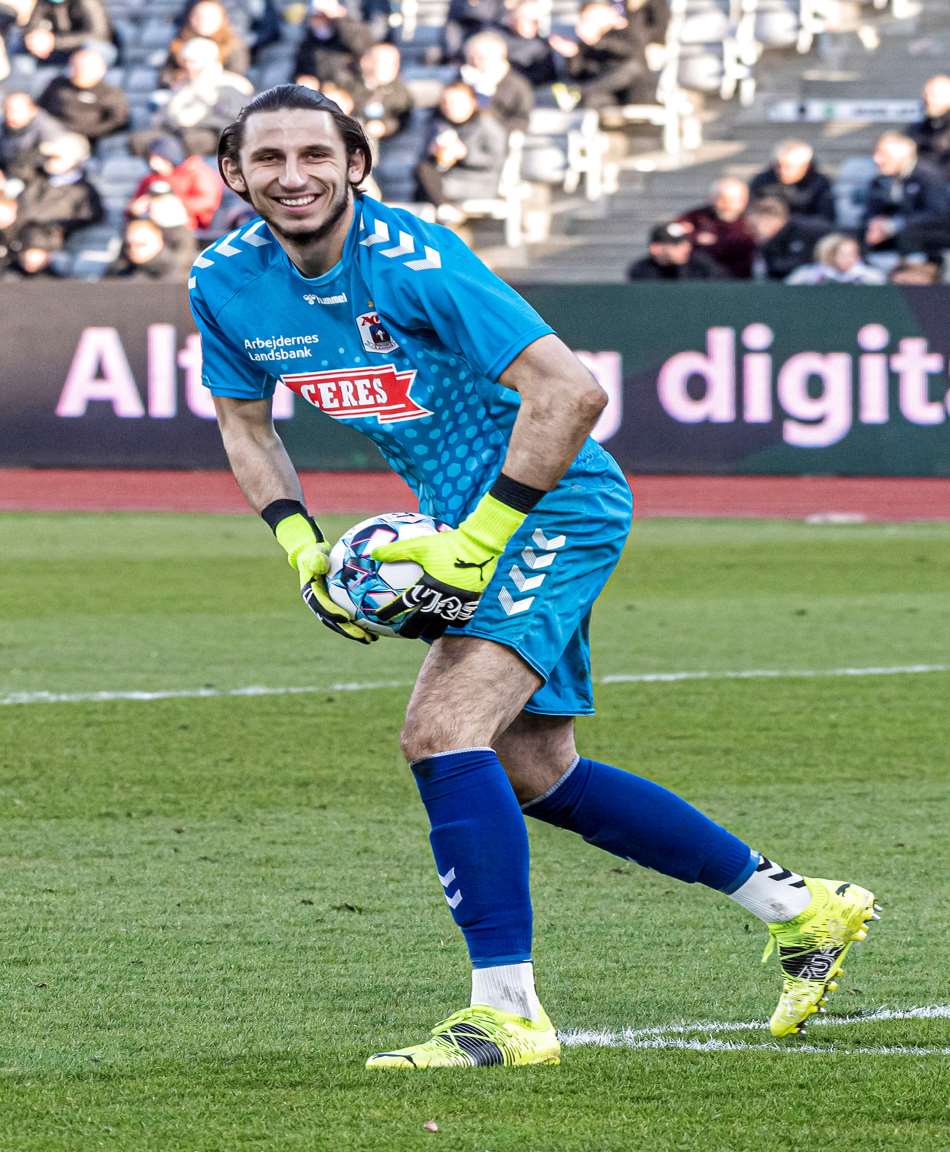 Kamil Grabara