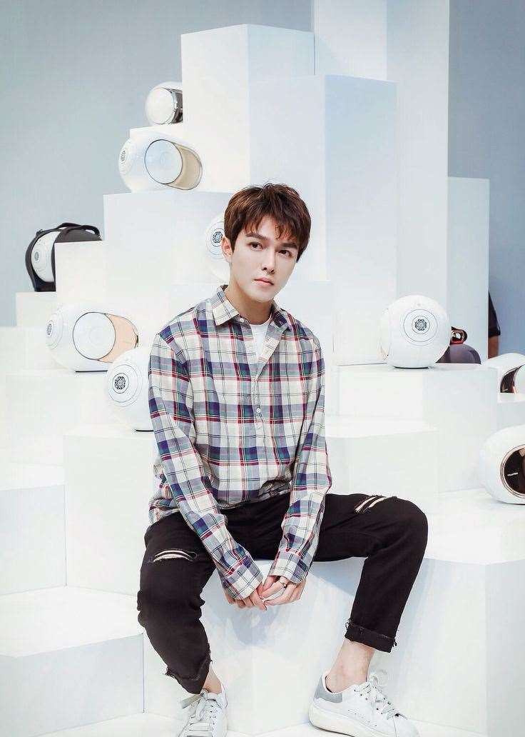 Haoge Wang