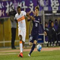 Takuma AsanoSanfrecce Hiroshima (Senior Career, 2013-2016), Japan U-23 (National Team, 2015)