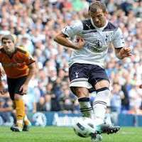 Rafael van der VaartNetherlands U17 (National Team, 1998-1999), Ajax (Senior Career, 2000-2005)