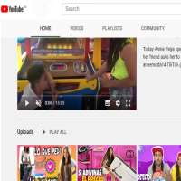Annie VegaAnnie vega (YouTube Channel 2015)
